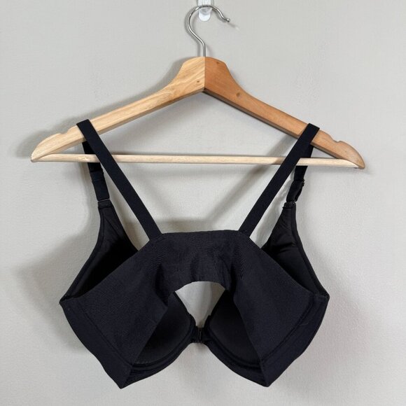 SPANX Adjustable Plunge Wireless Lift Bra Women's 34C Black Front Clasp Comfy - Picture 10 of 16